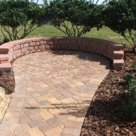 pavers_with_retaining_wall